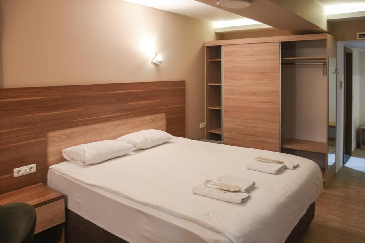 Hotel Imperial Struga Esterno foto
