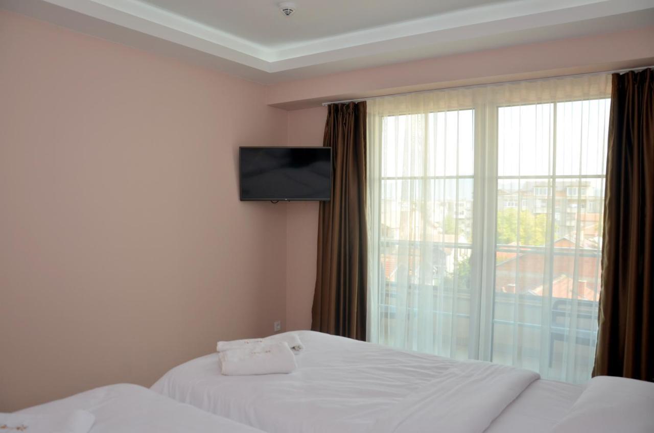 Hotel Imperial Struga Esterno foto