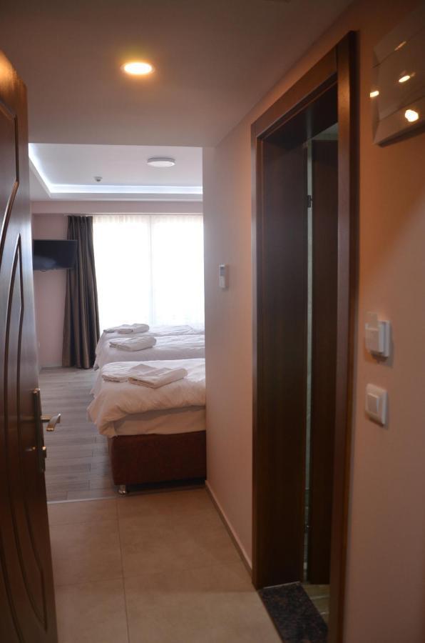 Hotel Imperial Struga Esterno foto